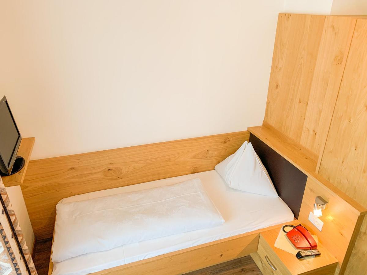 Hotel Montani Morter Экстерьер фото