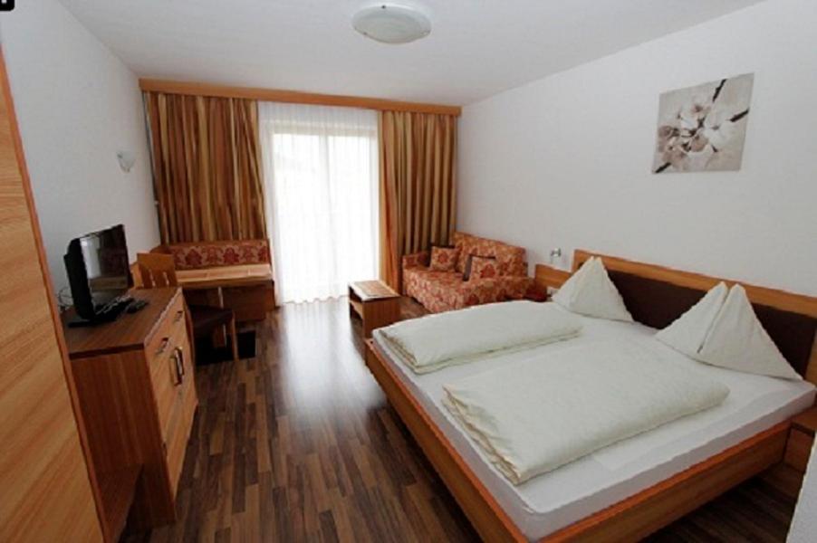 Hotel Montani Morter Экстерьер фото